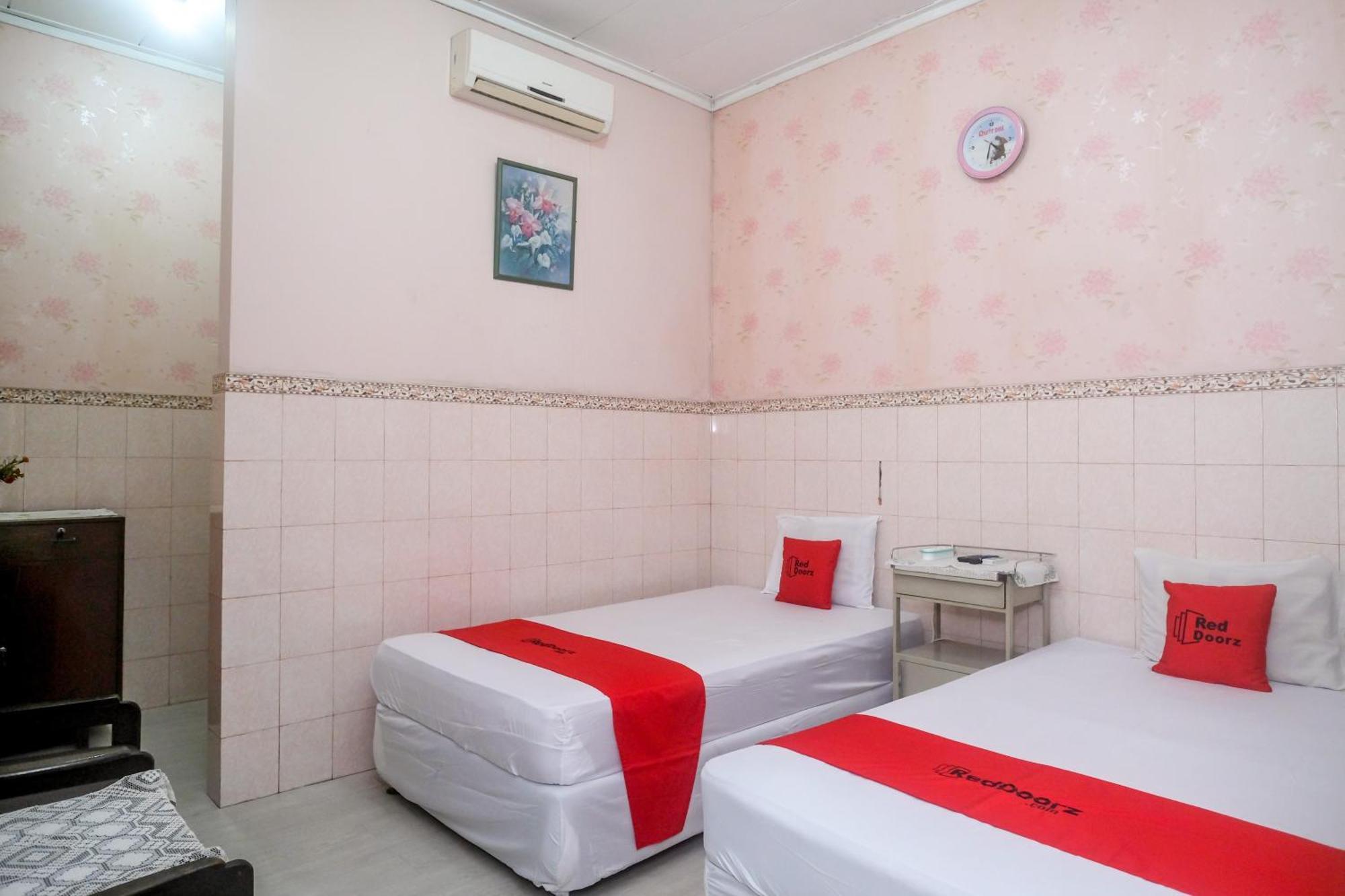 Reddoorz Syariah At Griya Raharja Klaten Екстериор снимка