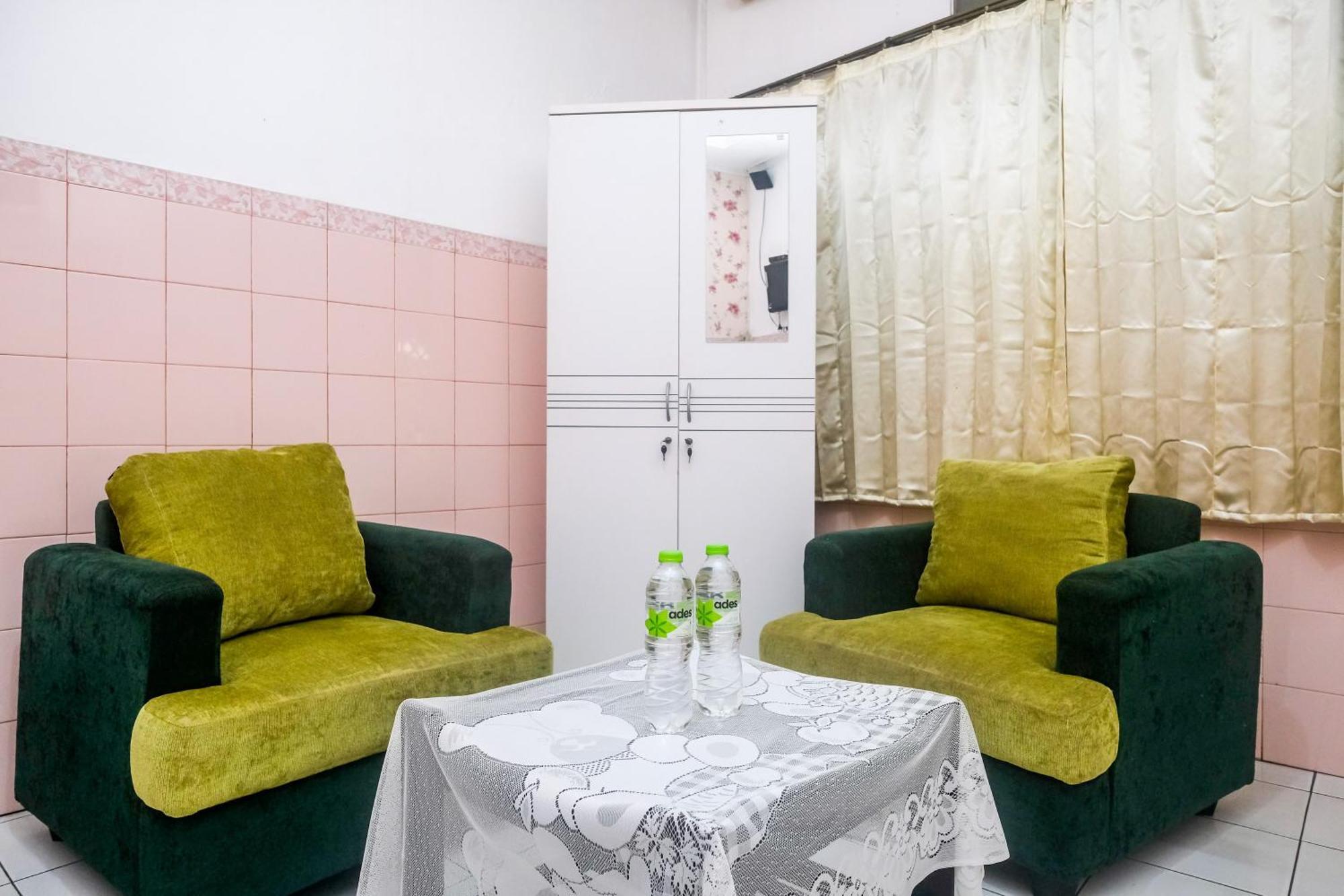 Reddoorz Syariah At Griya Raharja Klaten Екстериор снимка