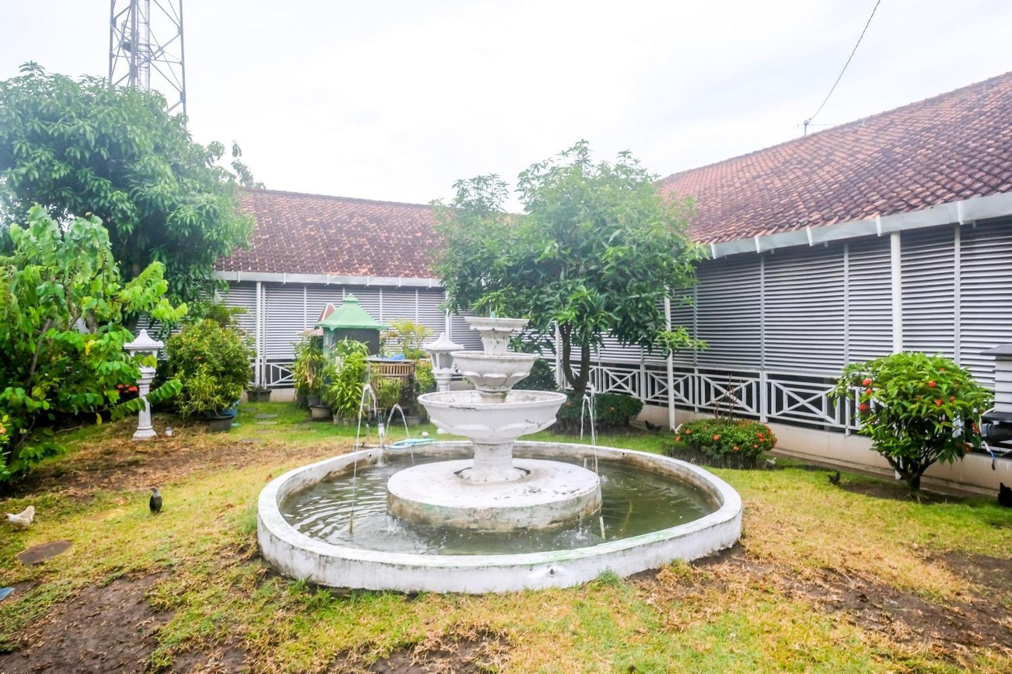 Reddoorz Syariah At Griya Raharja Klaten Екстериор снимка