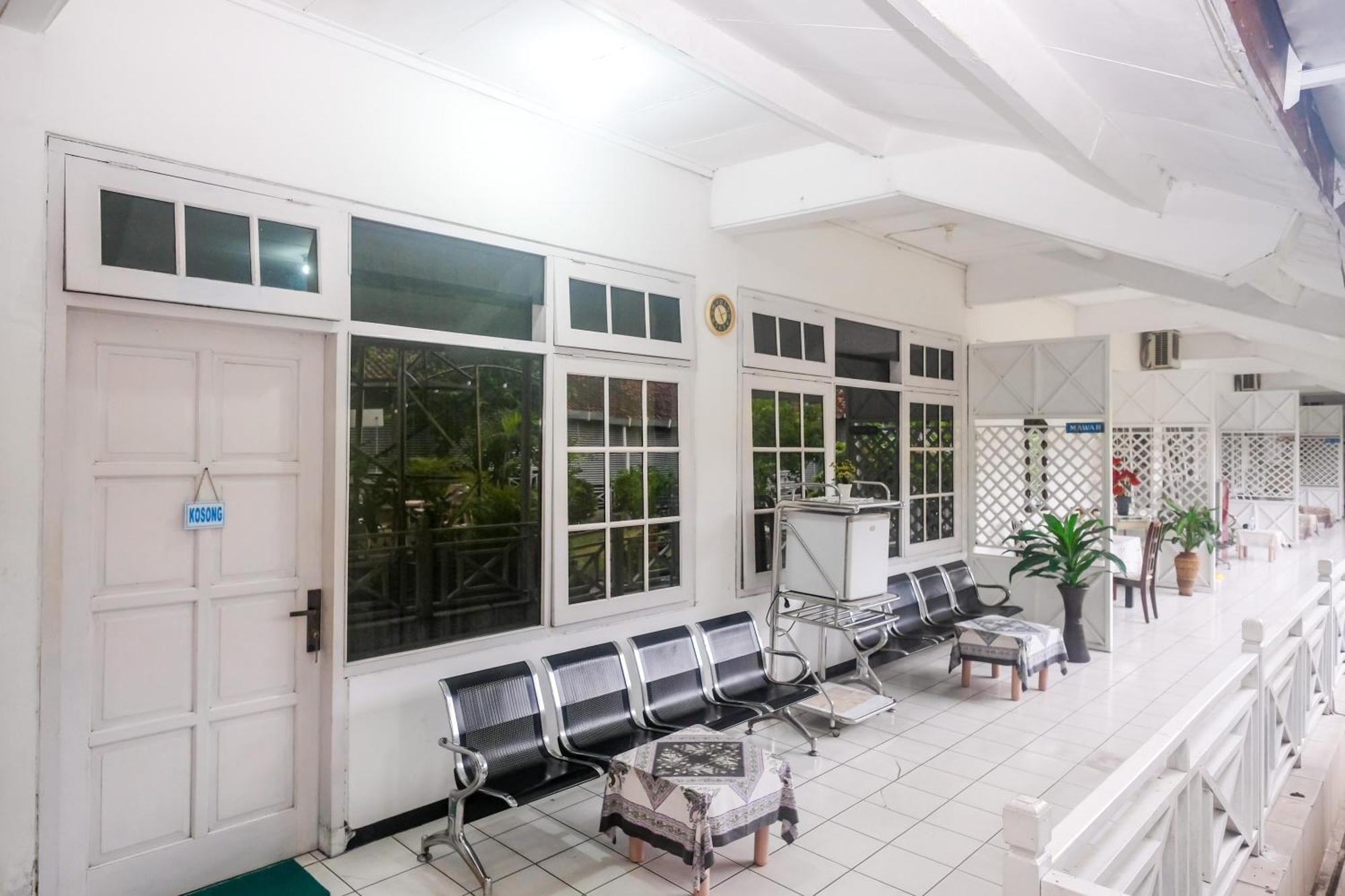 Reddoorz Syariah At Griya Raharja Klaten Екстериор снимка